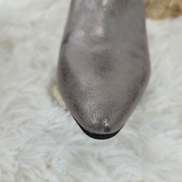 Seven dials faux leather pointy toed heeled booties - Picture 5 of 11